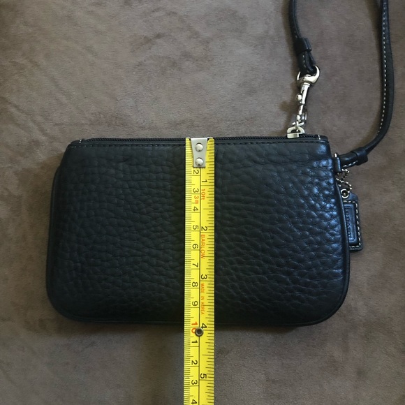 Coach black wristlet - Picture 5 of 6